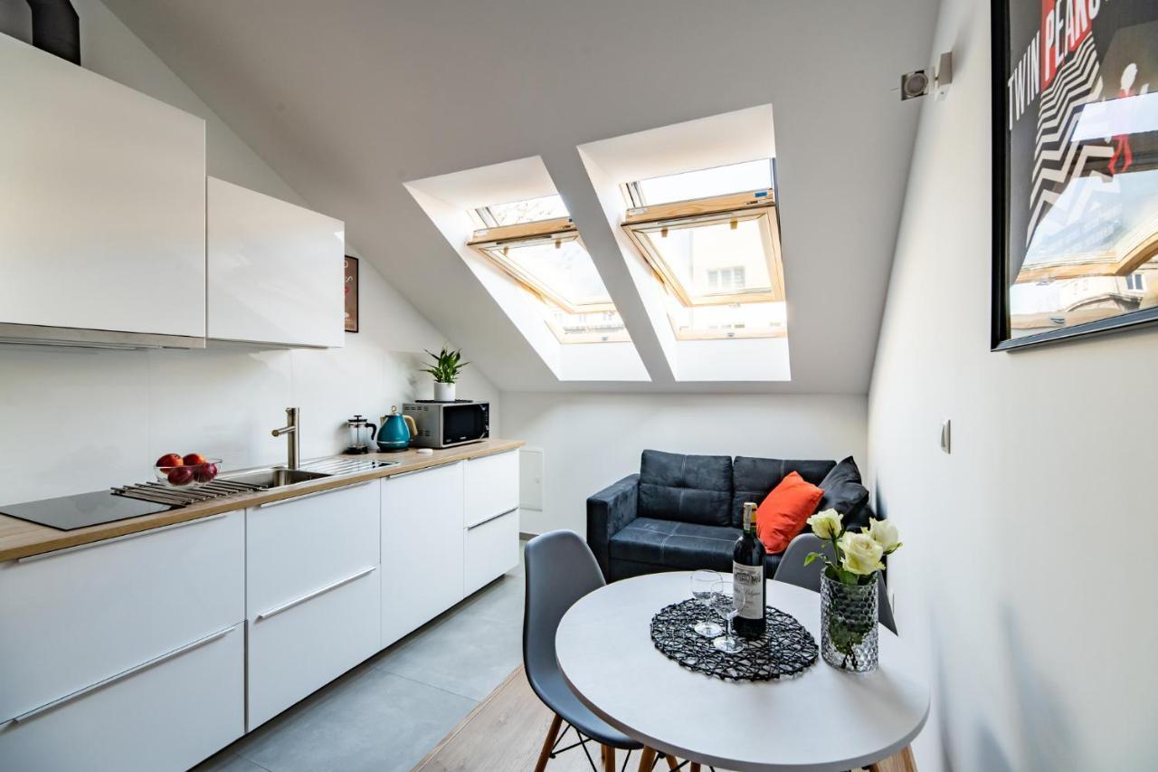 Neo Sky Apartment, Free Parking, 15 Min Walk Old Town&Kazimierz - By Homelike 크라쿠프 외부 사진