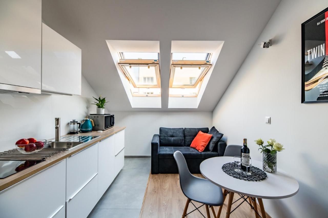 Neo Sky Apartment, Free Parking, 15 Min Walk Old Town&Kazimierz - By Homelike 크라쿠프 외부 사진